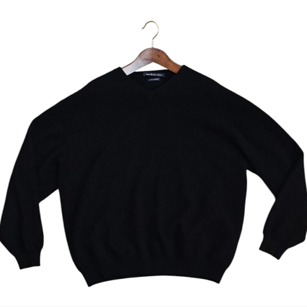Northern Isles 2-ply Cashmere Classic Black V-Neck Sweater for Men XXL